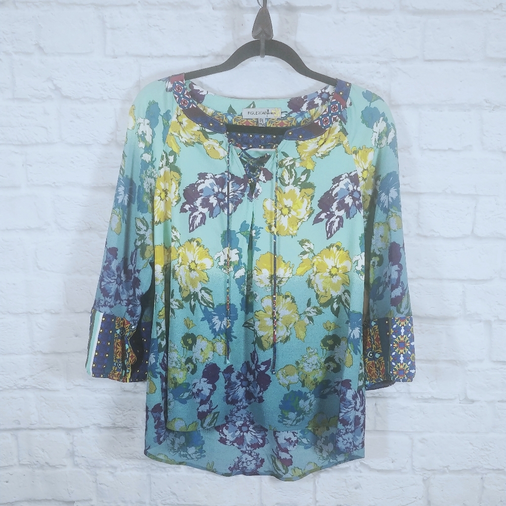 Boho Figueroa & Flower Floral Lace Front Blouse